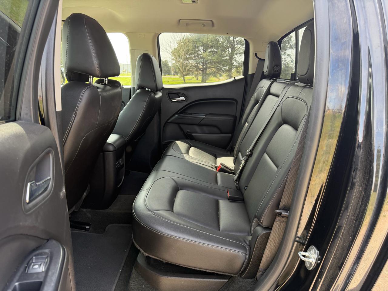 GMC Canyon 4WD Crew Cab 128.3" SLT 2017