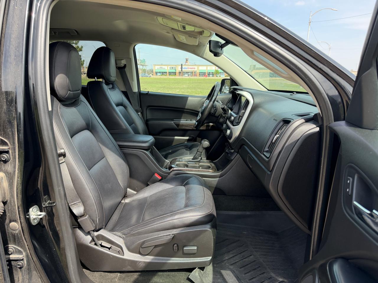 GMC Canyon 4WD Crew Cab 128.3" SLT 2017