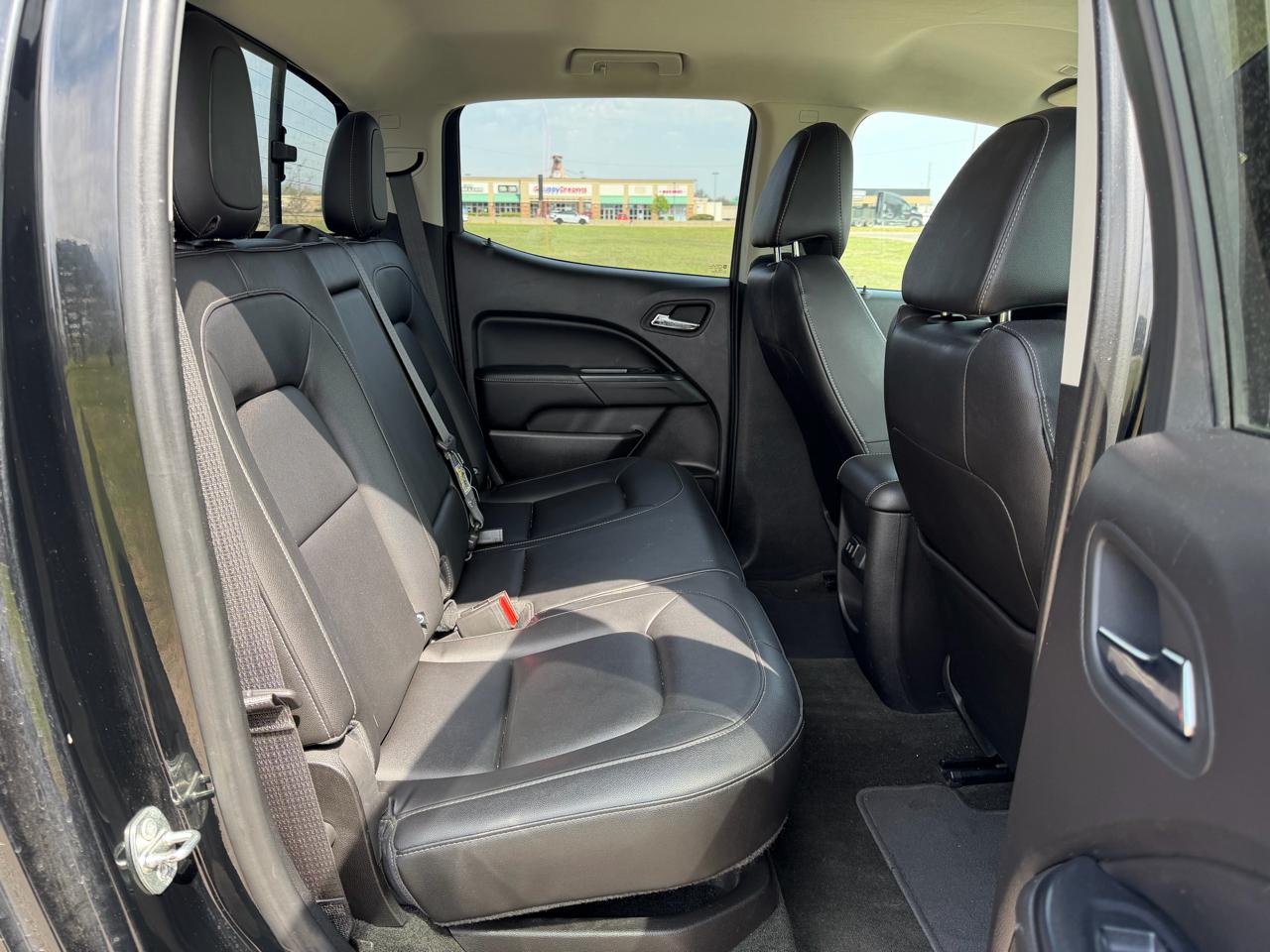 GMC Canyon 4WD Crew Cab 128.3" SLT 2017