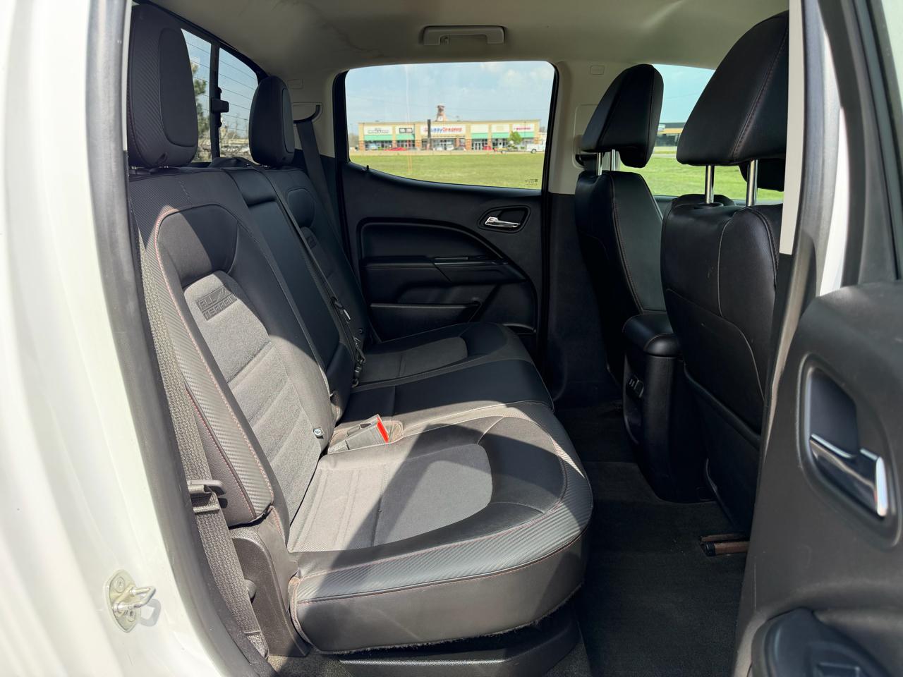 GMC Canyon 4WD Crew Cab 128.3" All Terrain w/Cloth 2018