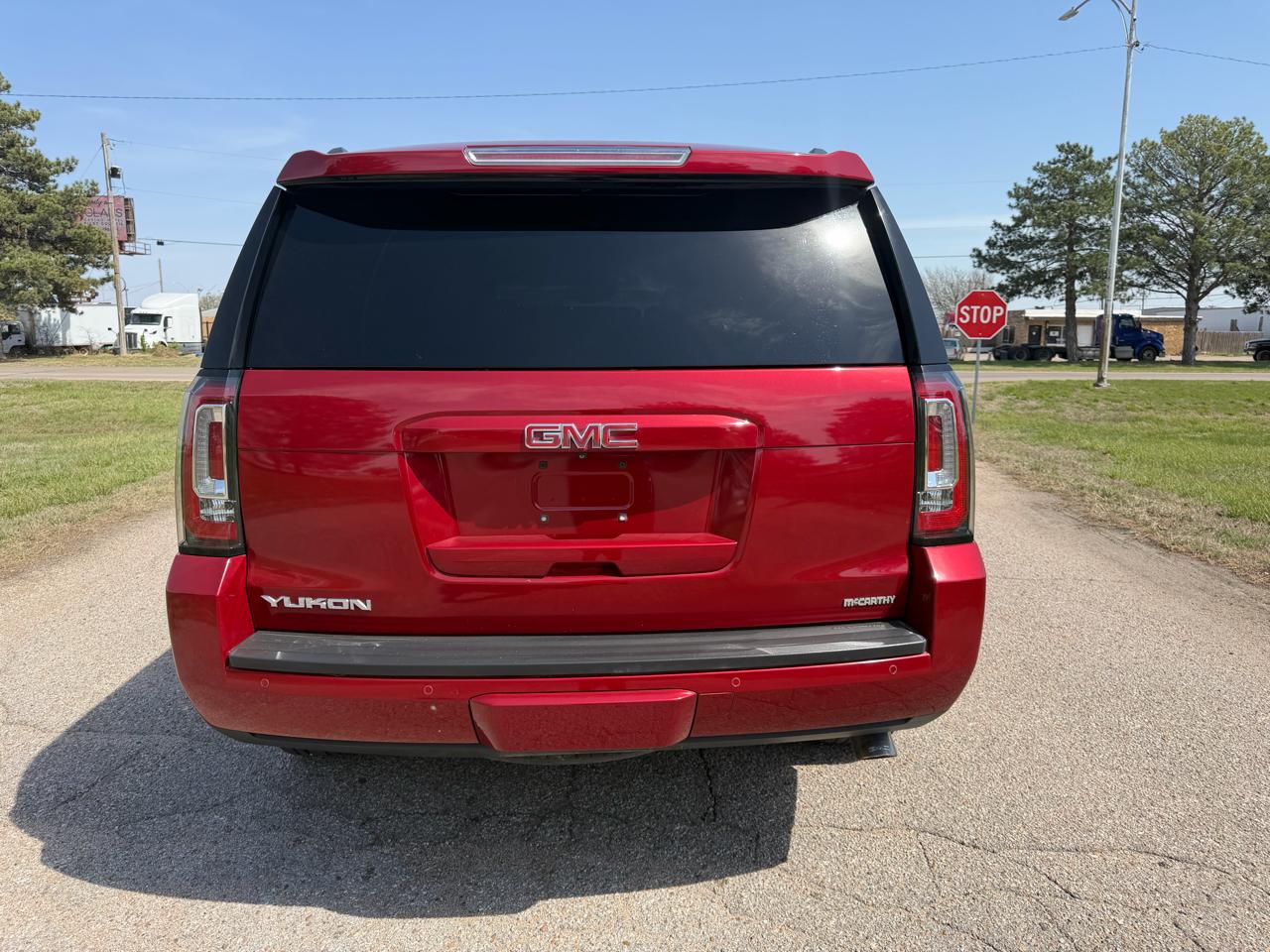 GMC Yukon 4WD 4dr SLE 2015