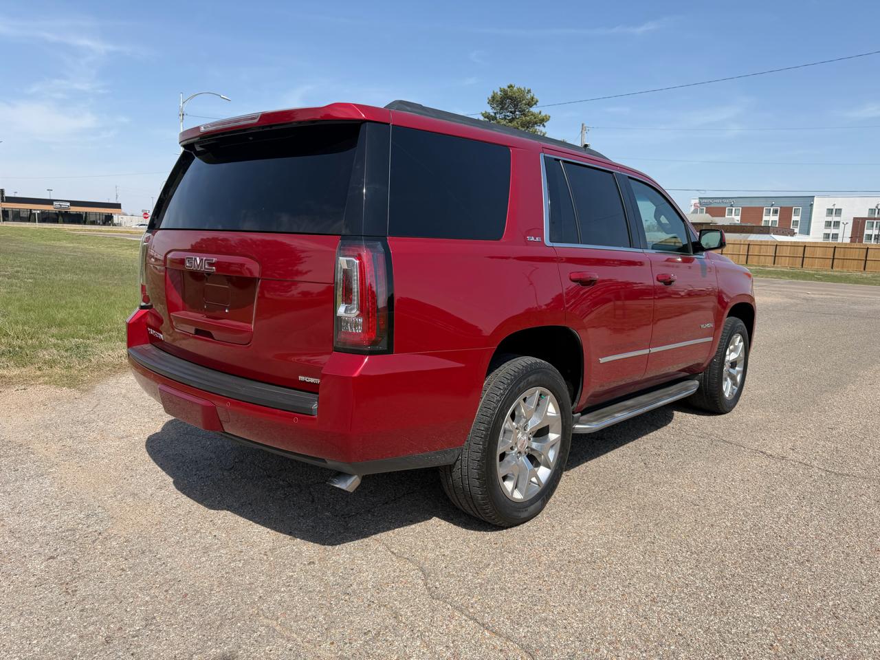 GMC Yukon 4WD 4dr SLE 2015
