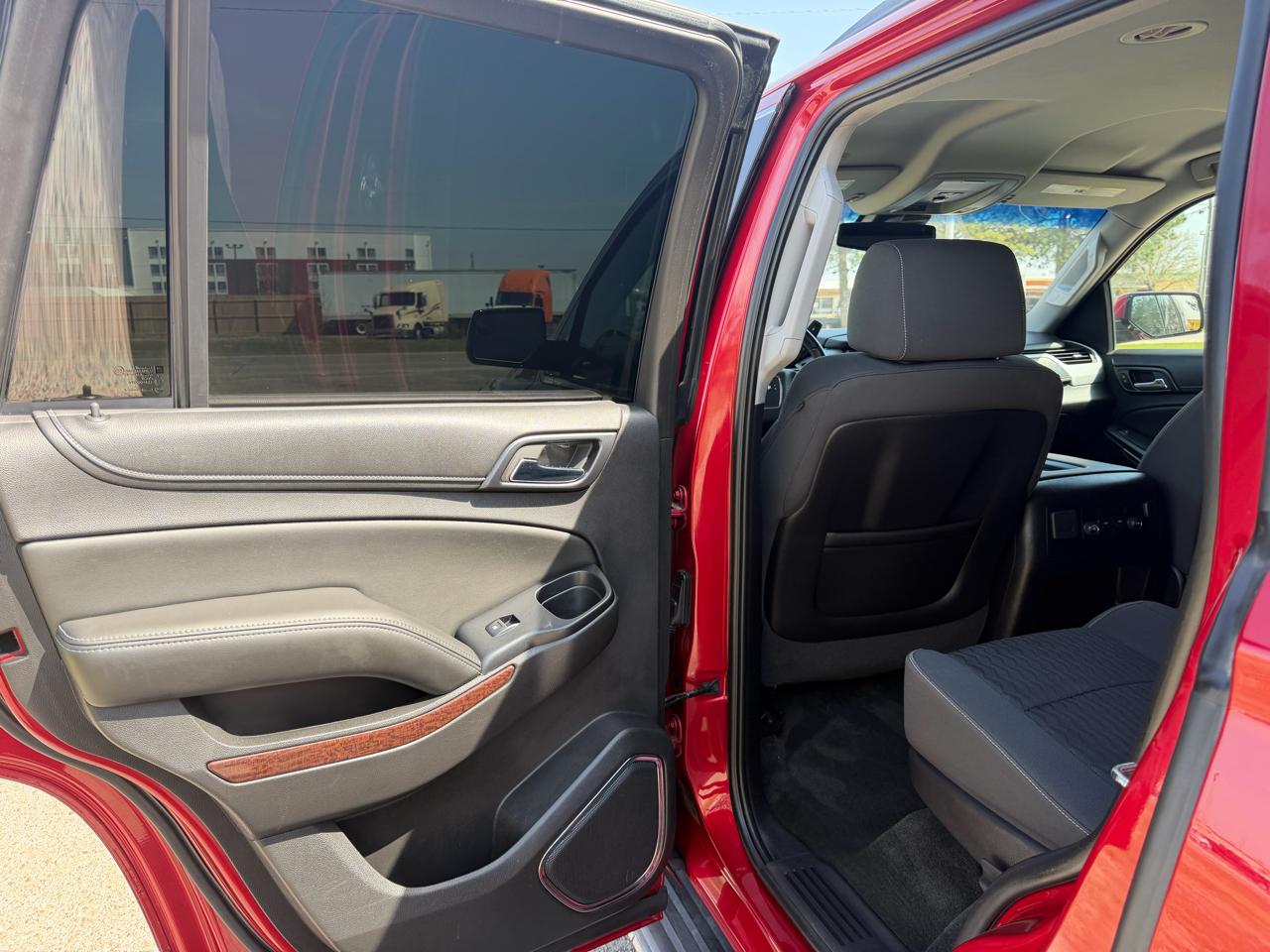 GMC Yukon 4WD 4dr SLE 2015