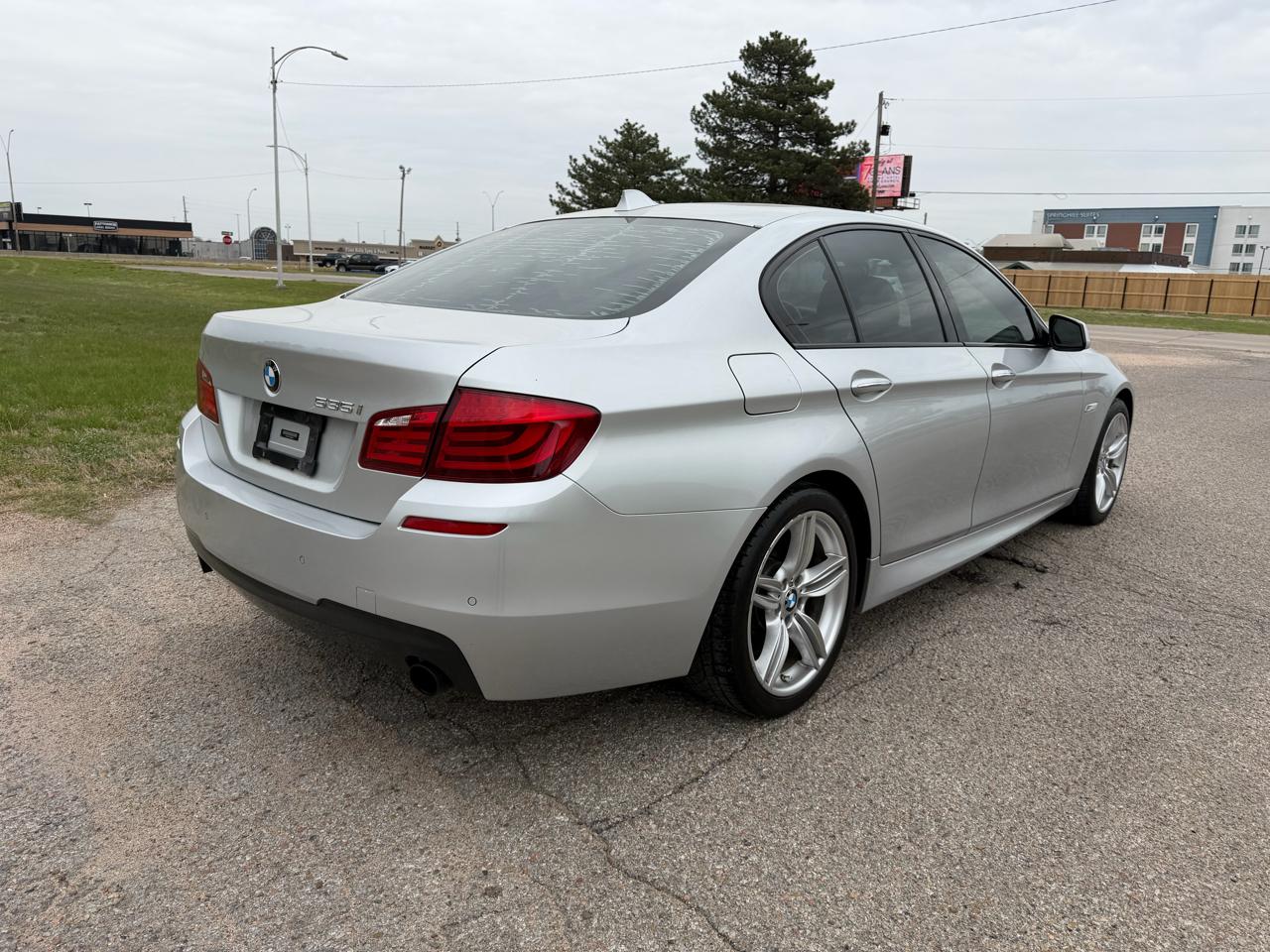 BMW 5 Series 4dr Sdn 535i RWD 2012