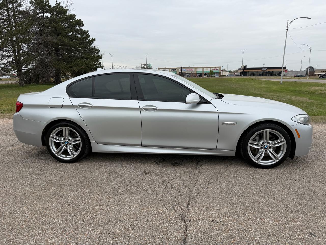 BMW 5 Series 4dr Sdn 535i RWD 2012