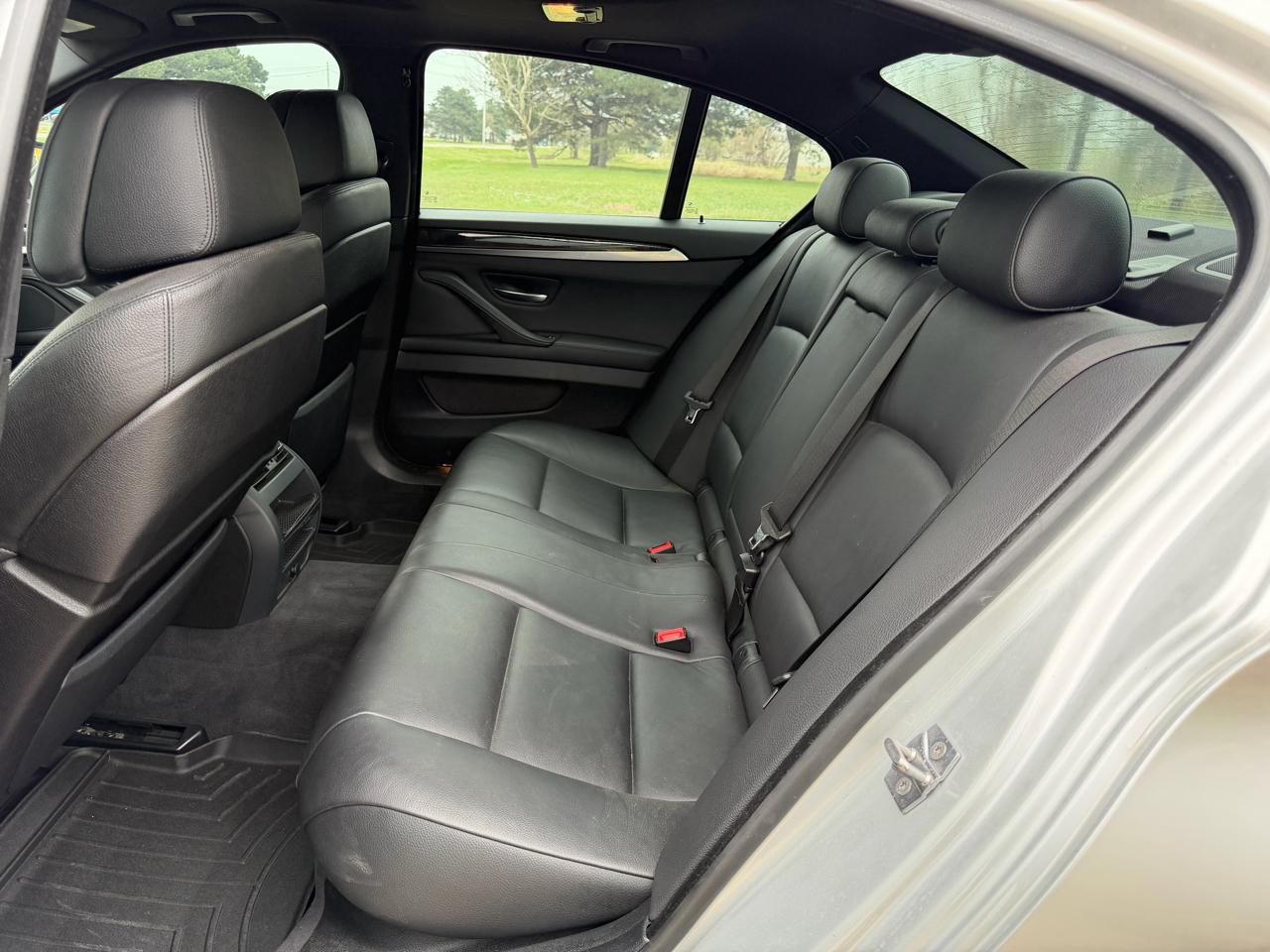 BMW 5 Series 4dr Sdn 535i RWD 2012