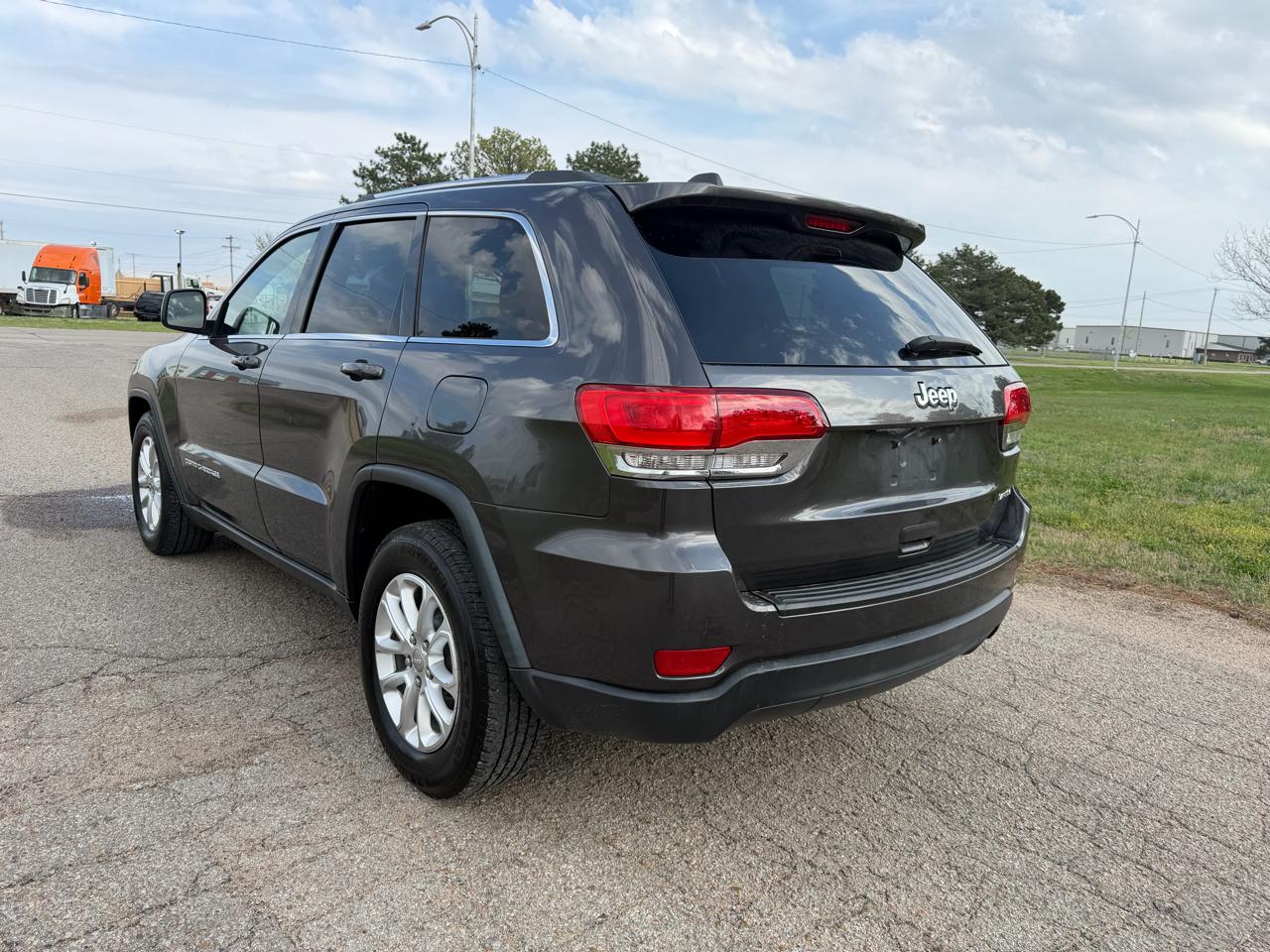 Jeep Grand Cherokee RWD 4dr Laredo 2015