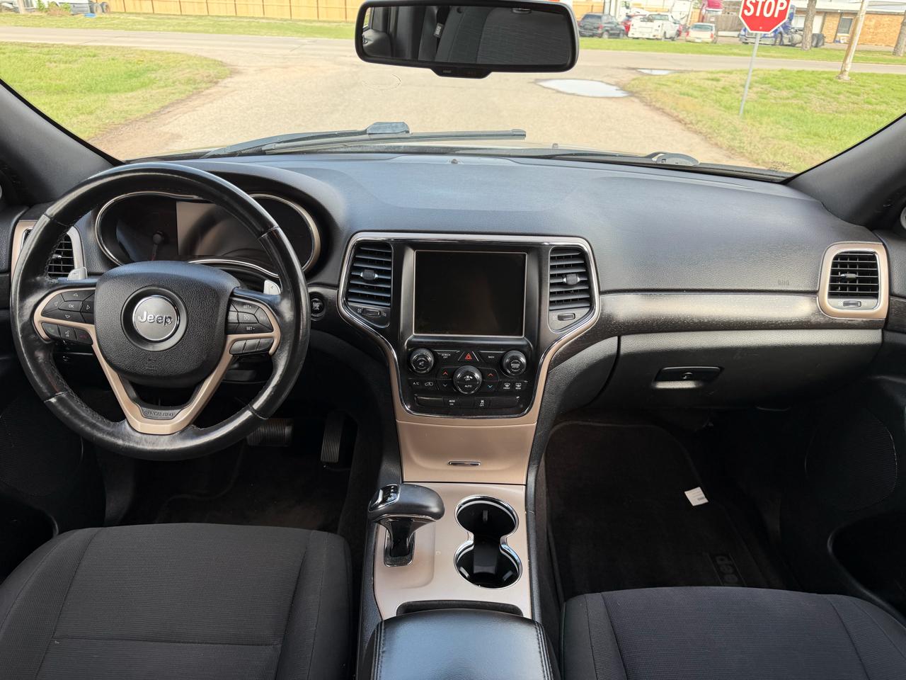 Jeep Grand Cherokee RWD 4dr Laredo 2015