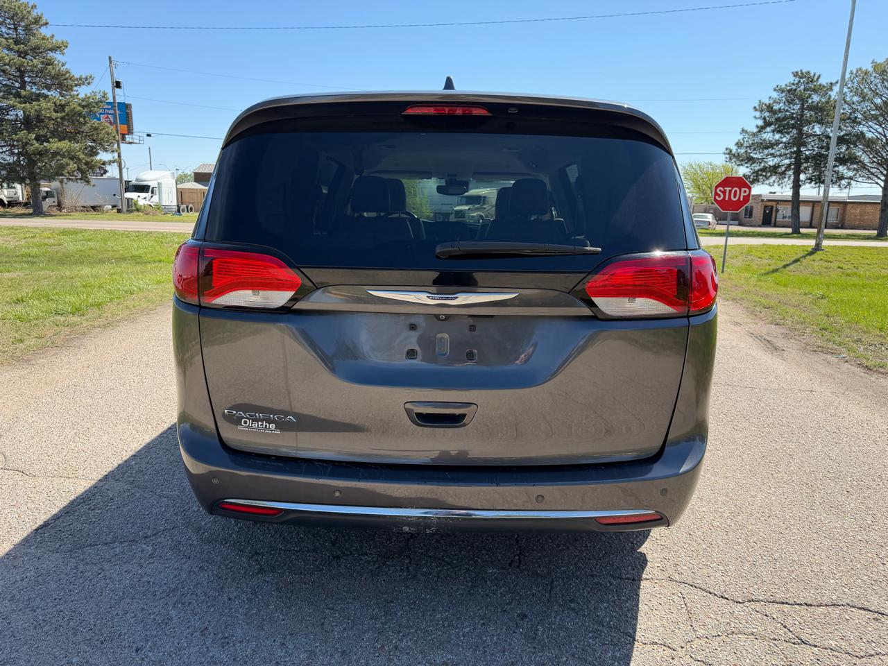 Chrysler Pacifica Touring L Plus FWD 2019