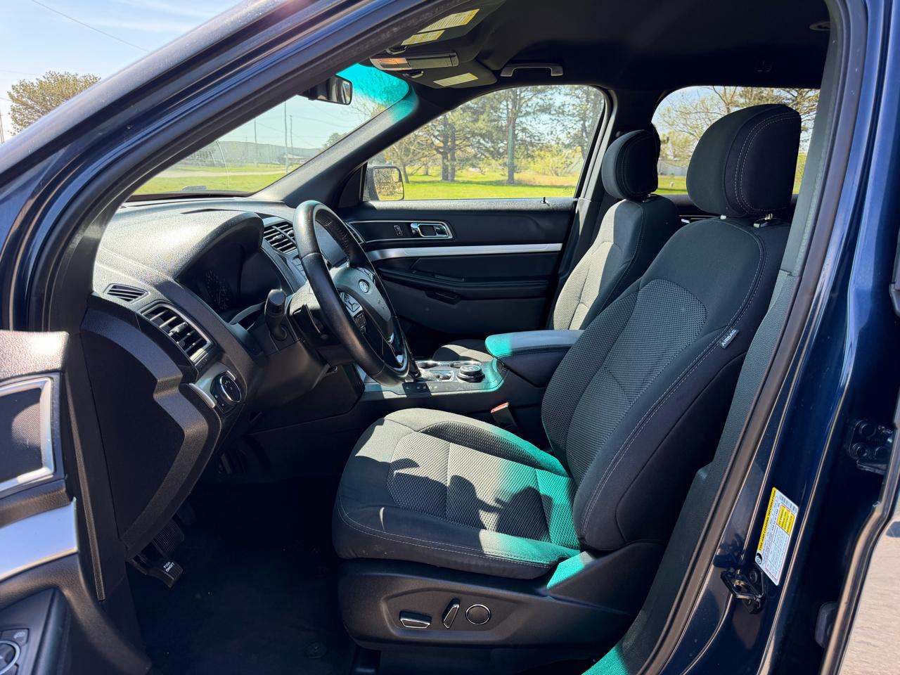 Ford Explorer XLT 4WD 2017