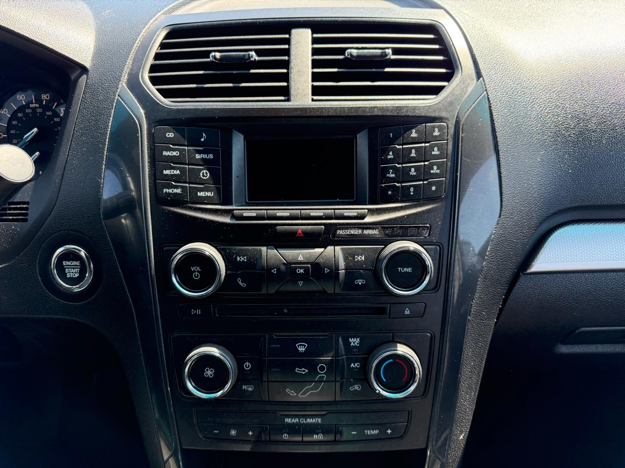 Ford Explorer XLT 4WD 2017