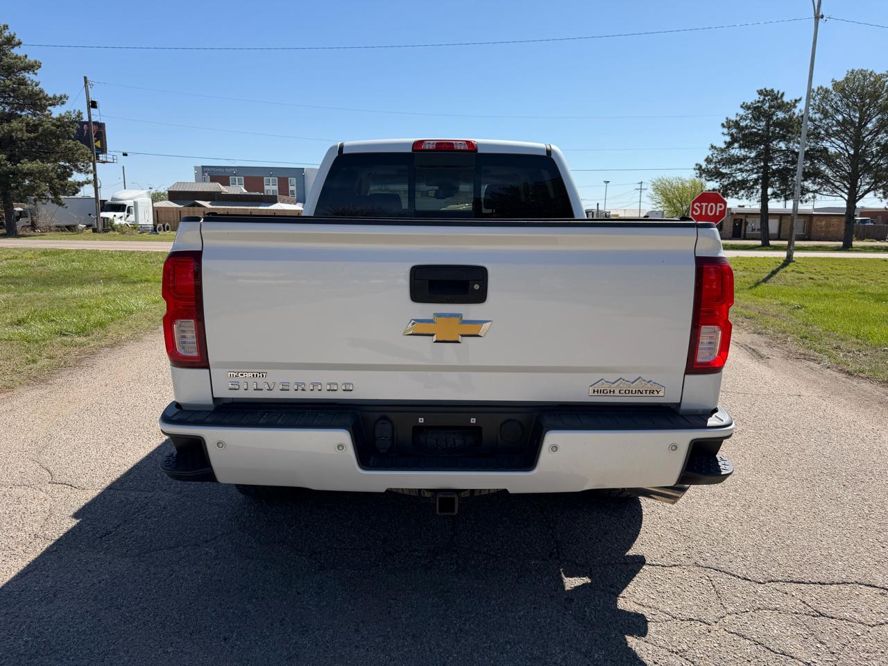 Chevrolet Silverado 1500 4WD Crew Cab 143.5" High Country 2016