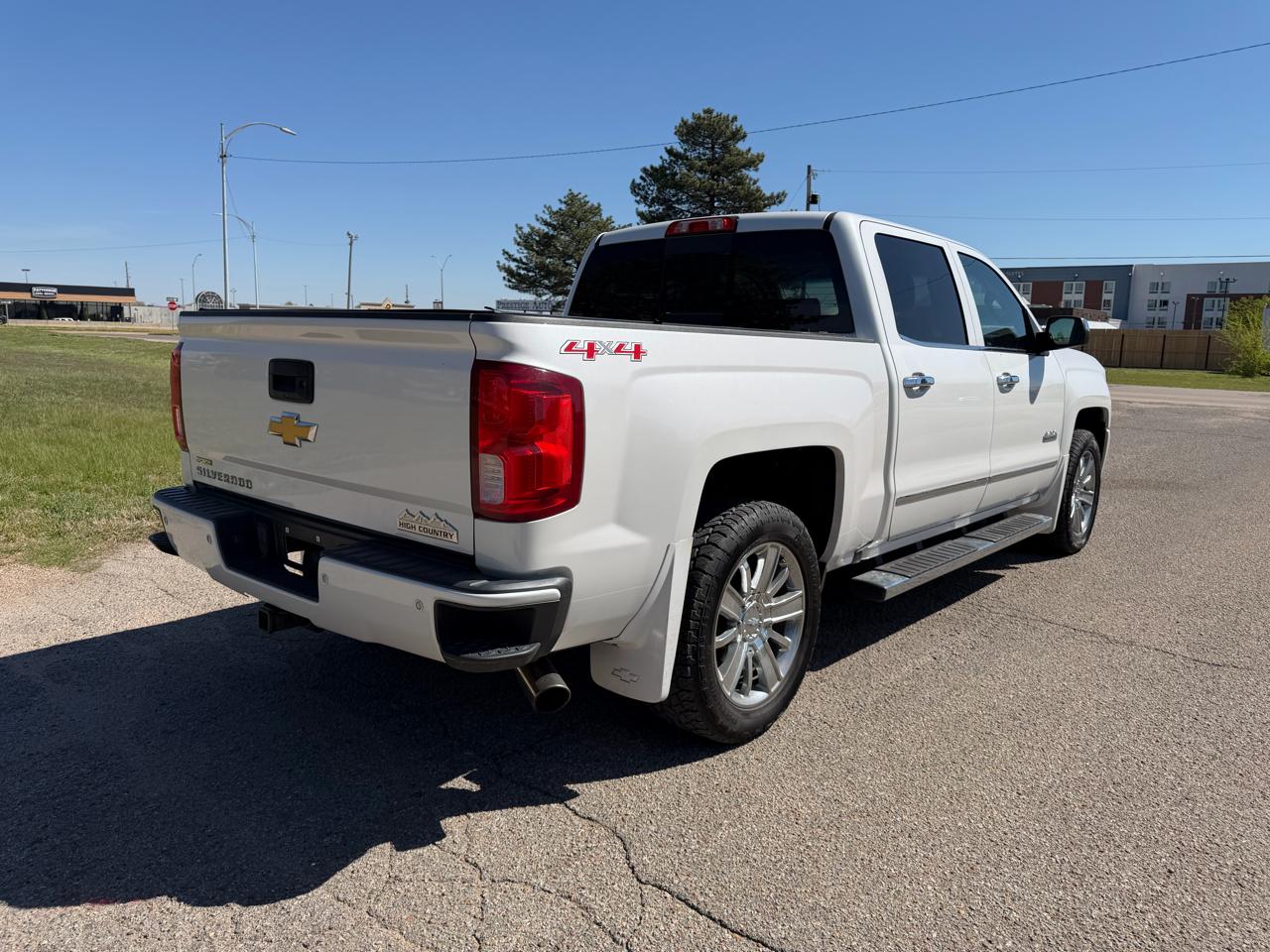 Chevrolet Silverado 1500 4WD Crew Cab 143.5" High Country 2016