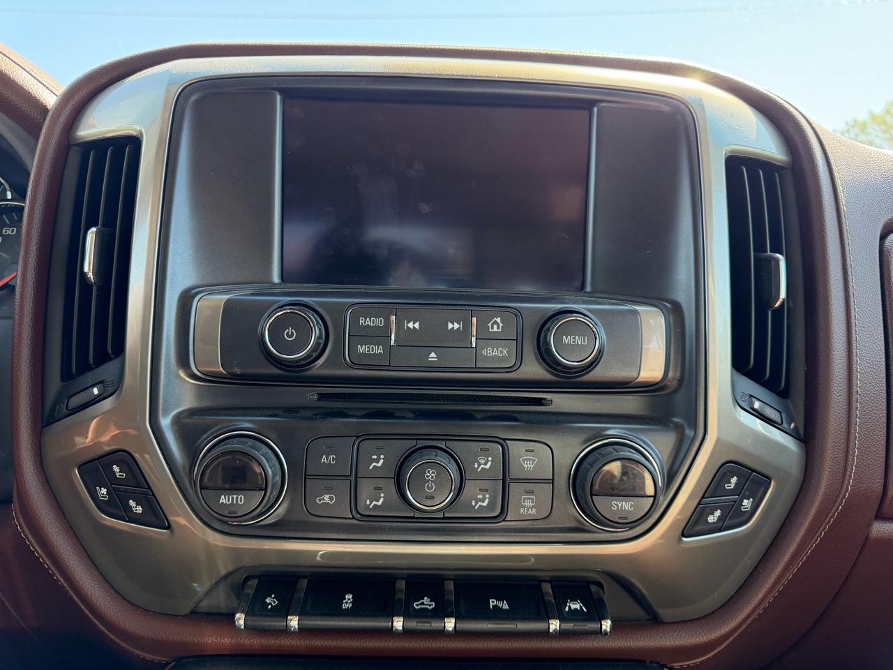 Chevrolet Silverado 1500 4WD Crew Cab 143.5" High Country 2016