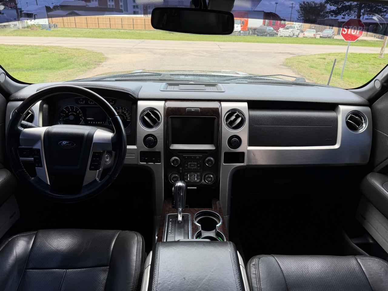 Ford F-150 4WD SuperCrew 145" Platinum 2014