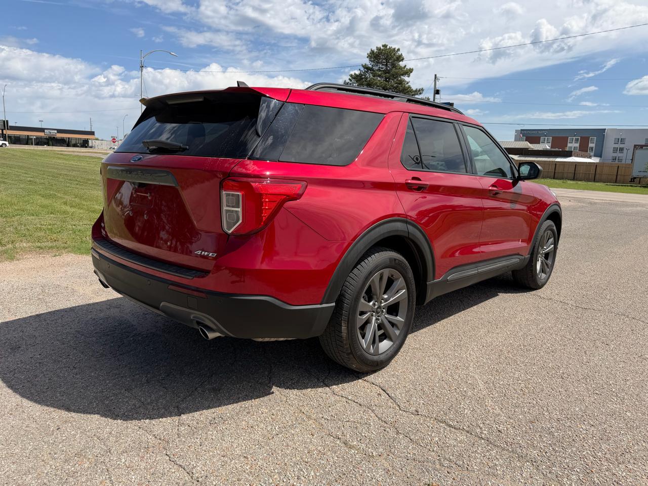 Ford Explorer XLT 4WD 2021