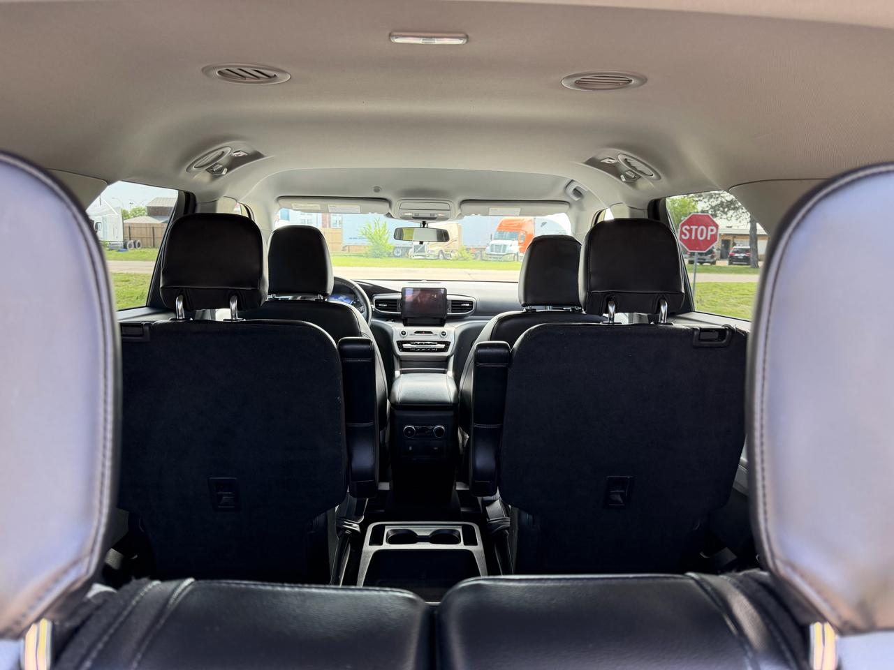 Ford Explorer XLT 4WD 2021