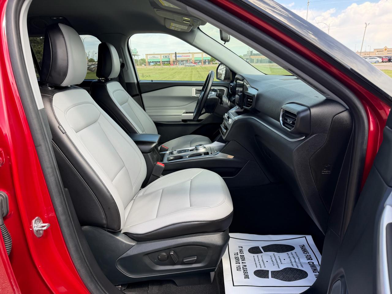 Ford Explorer XLT 4WD 2021