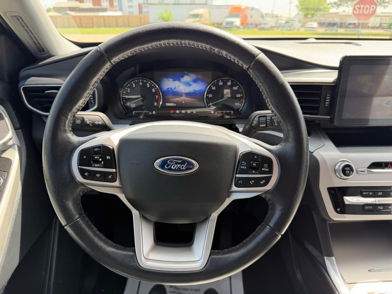 Ford Explorer XLT 4WD 2021