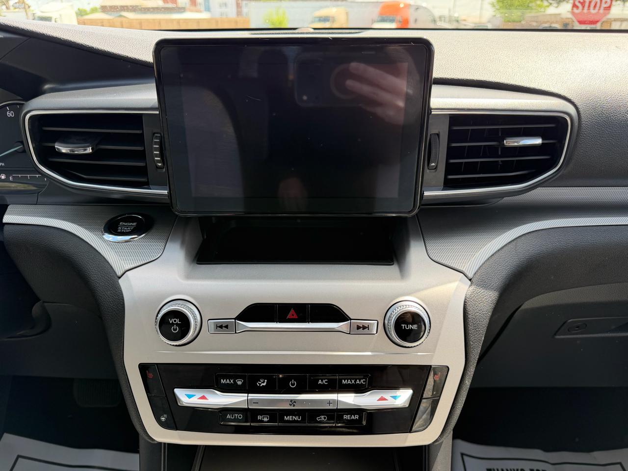 Ford Explorer XLT 4WD 2021