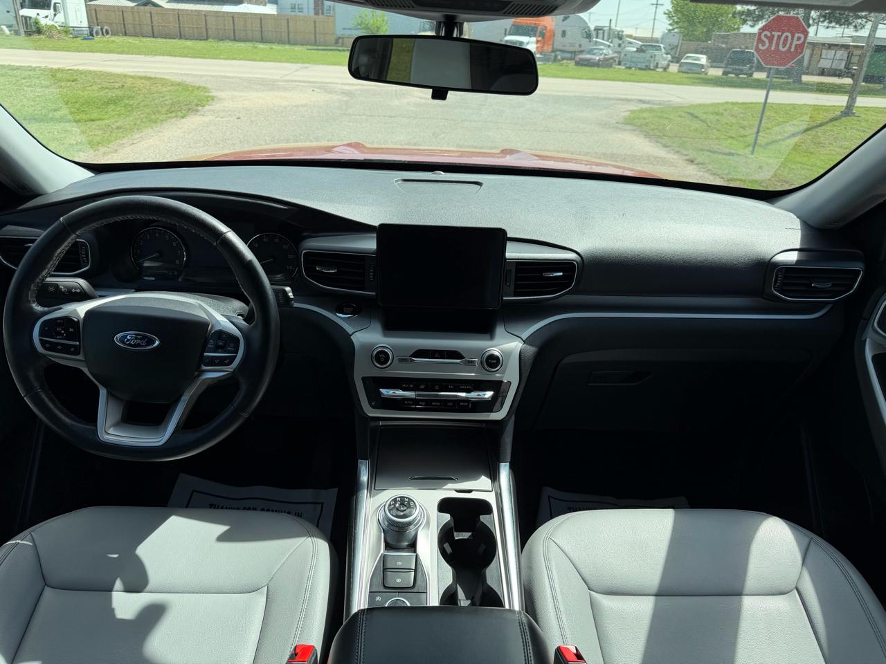 Ford Explorer XLT 4WD 2021