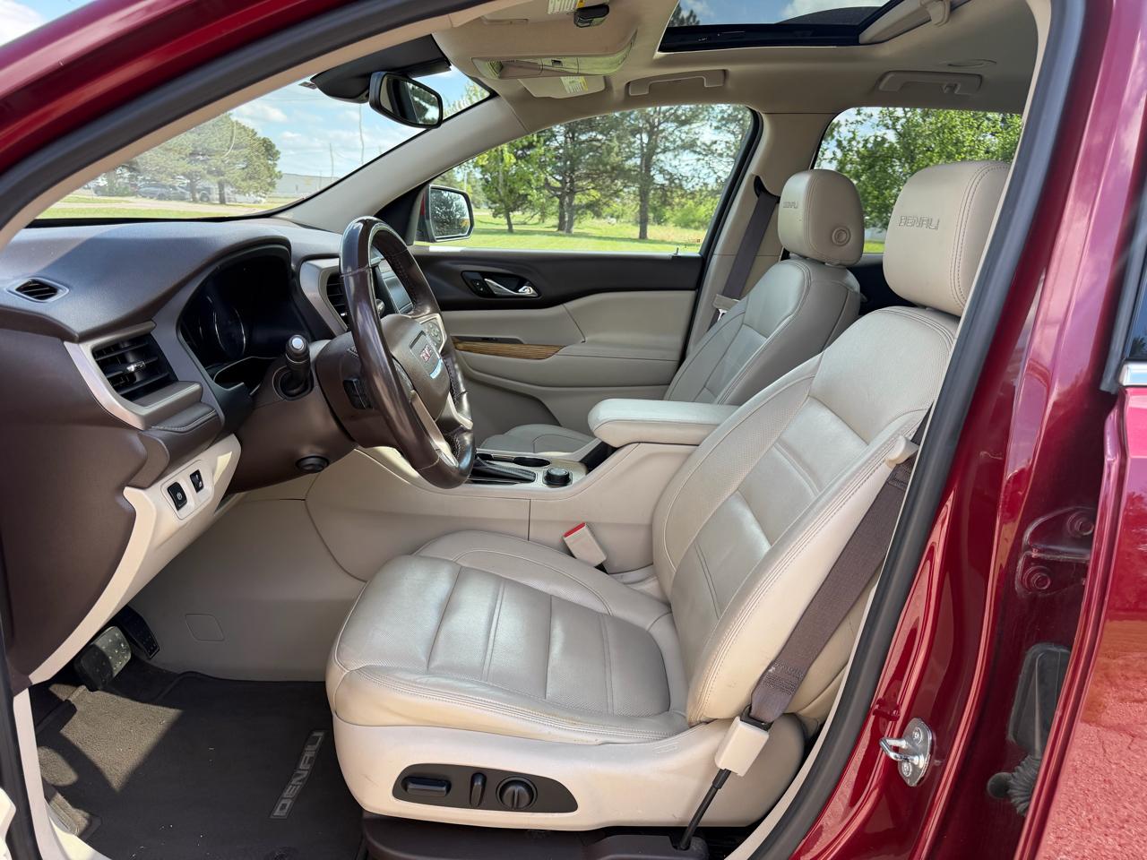 GMC Acadia AWD 4dr Denali 2017