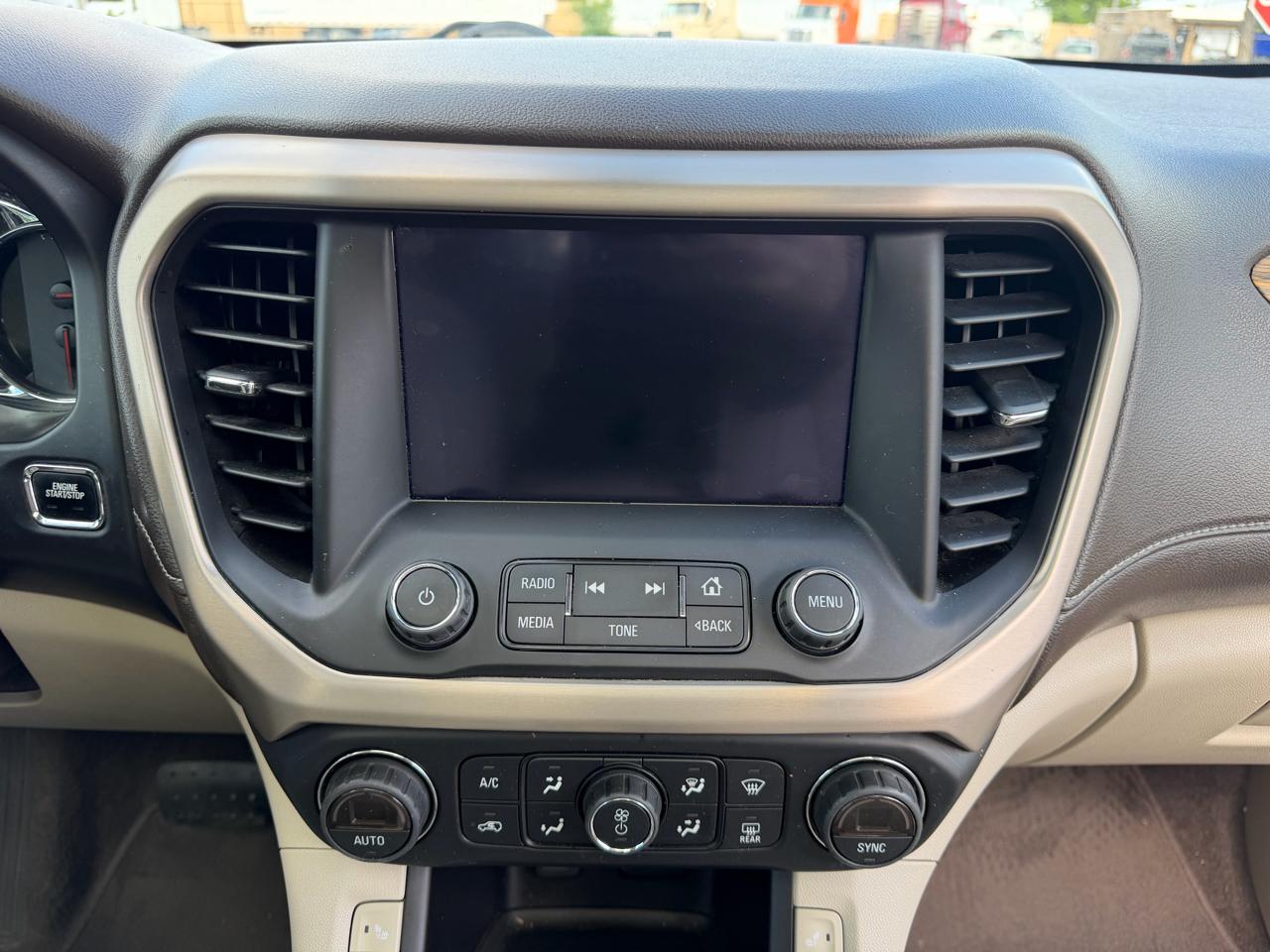 GMC Acadia AWD 4dr Denali 2017