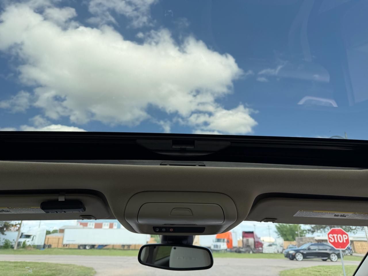 GMC Acadia AWD 4dr Denali 2017