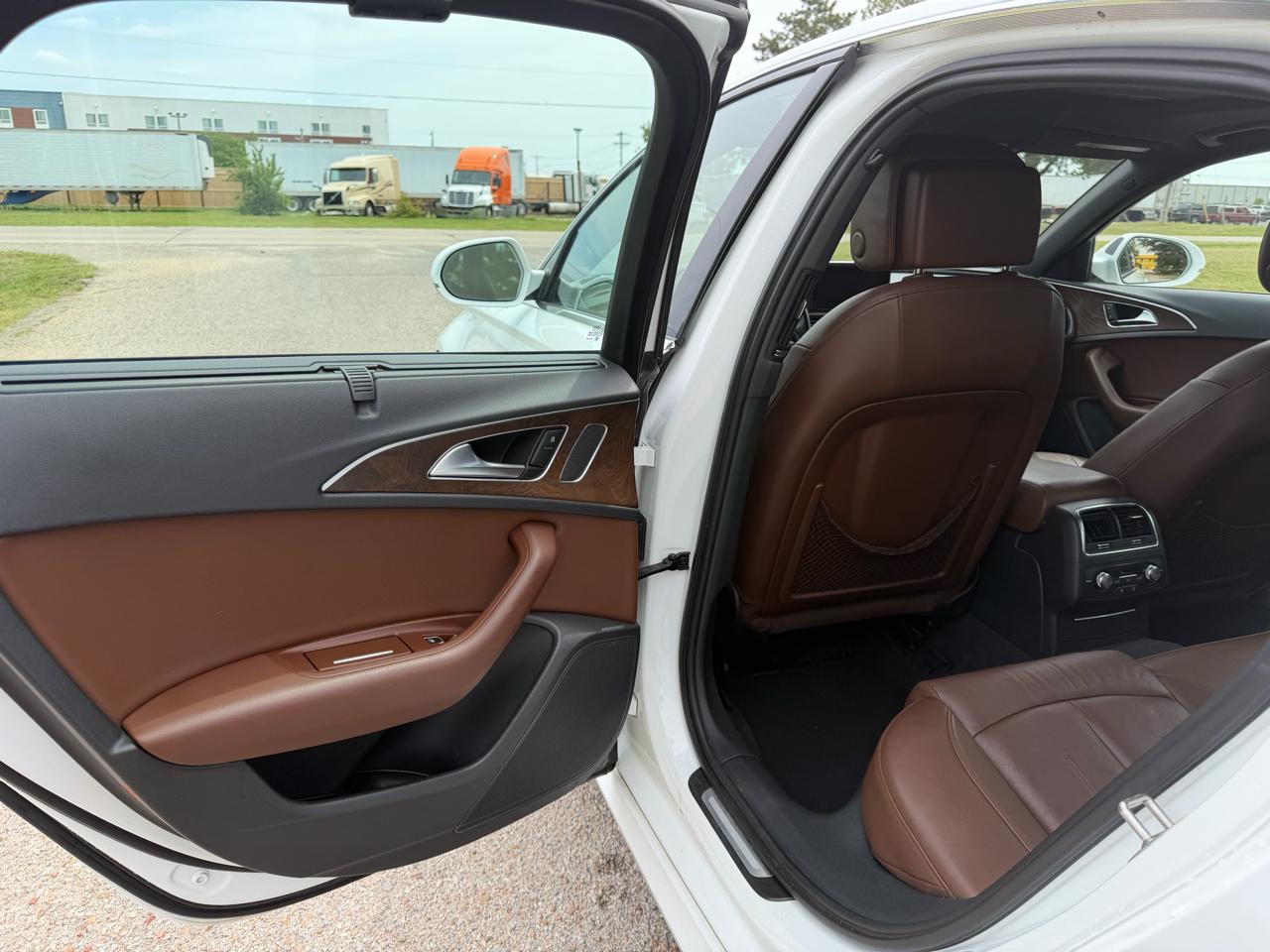 Audi A6 4dr Sdn quattro 2.0T Premium Plus 2016