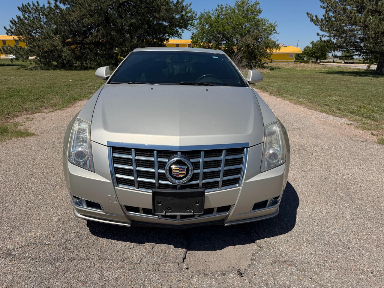 Cadillac CTS Coupe 2dr Cpe Performance AWD 2013