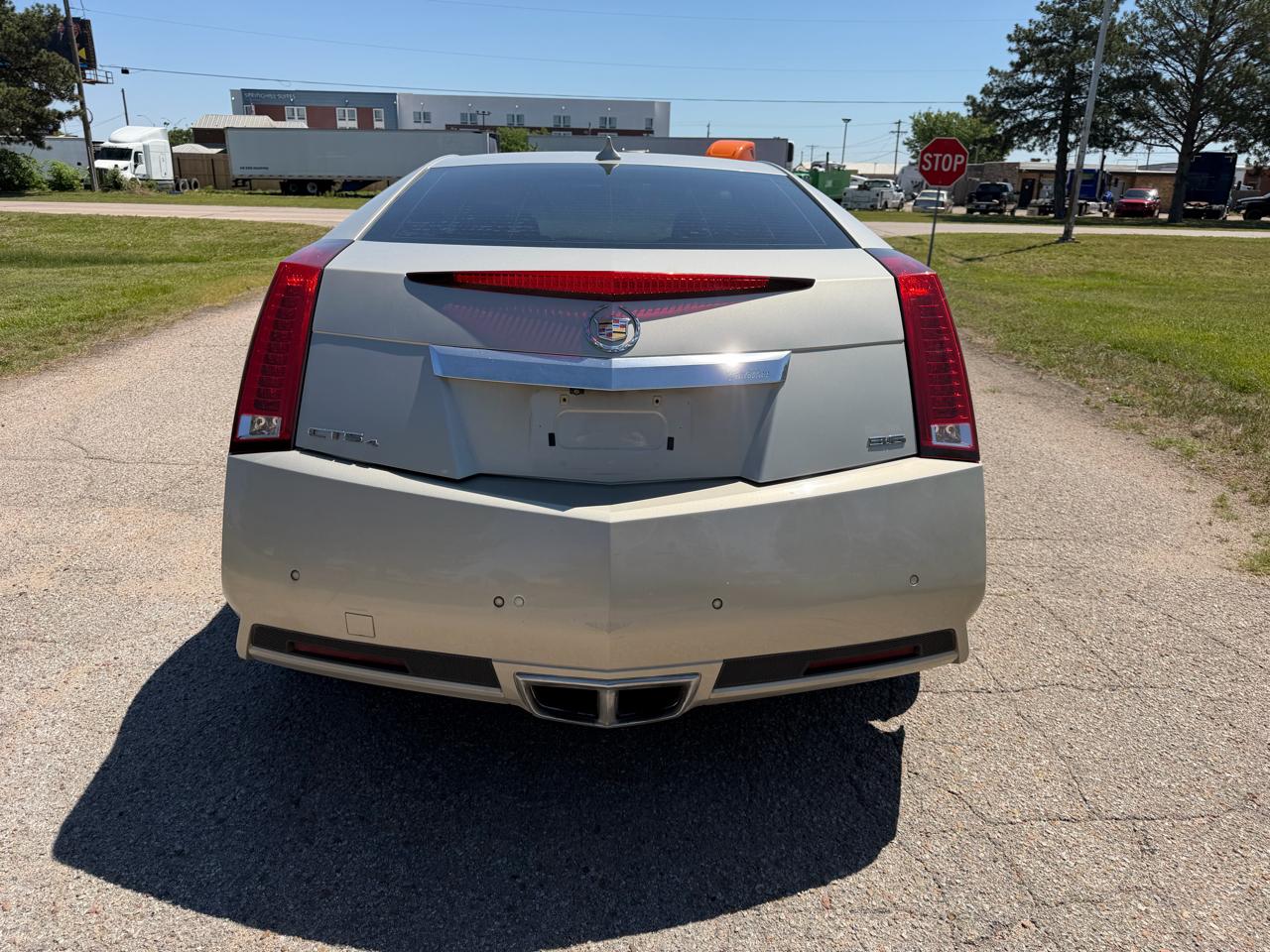 Cadillac CTS Coupe 2dr Cpe Performance AWD 2013