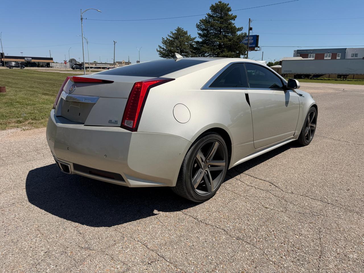 Cadillac CTS Coupe 2dr Cpe Performance AWD 2013