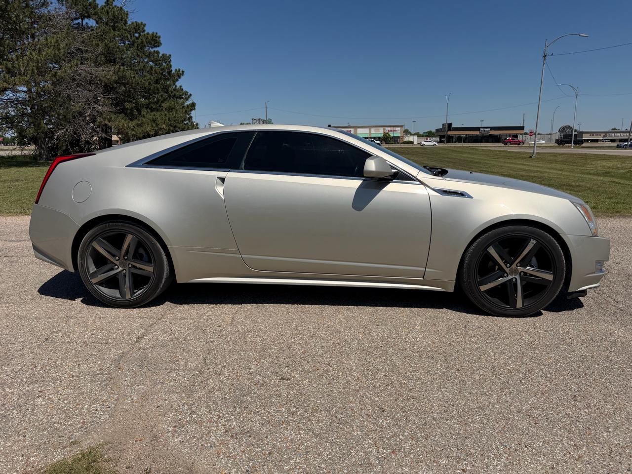 Cadillac CTS Coupe 2dr Cpe Performance AWD 2013