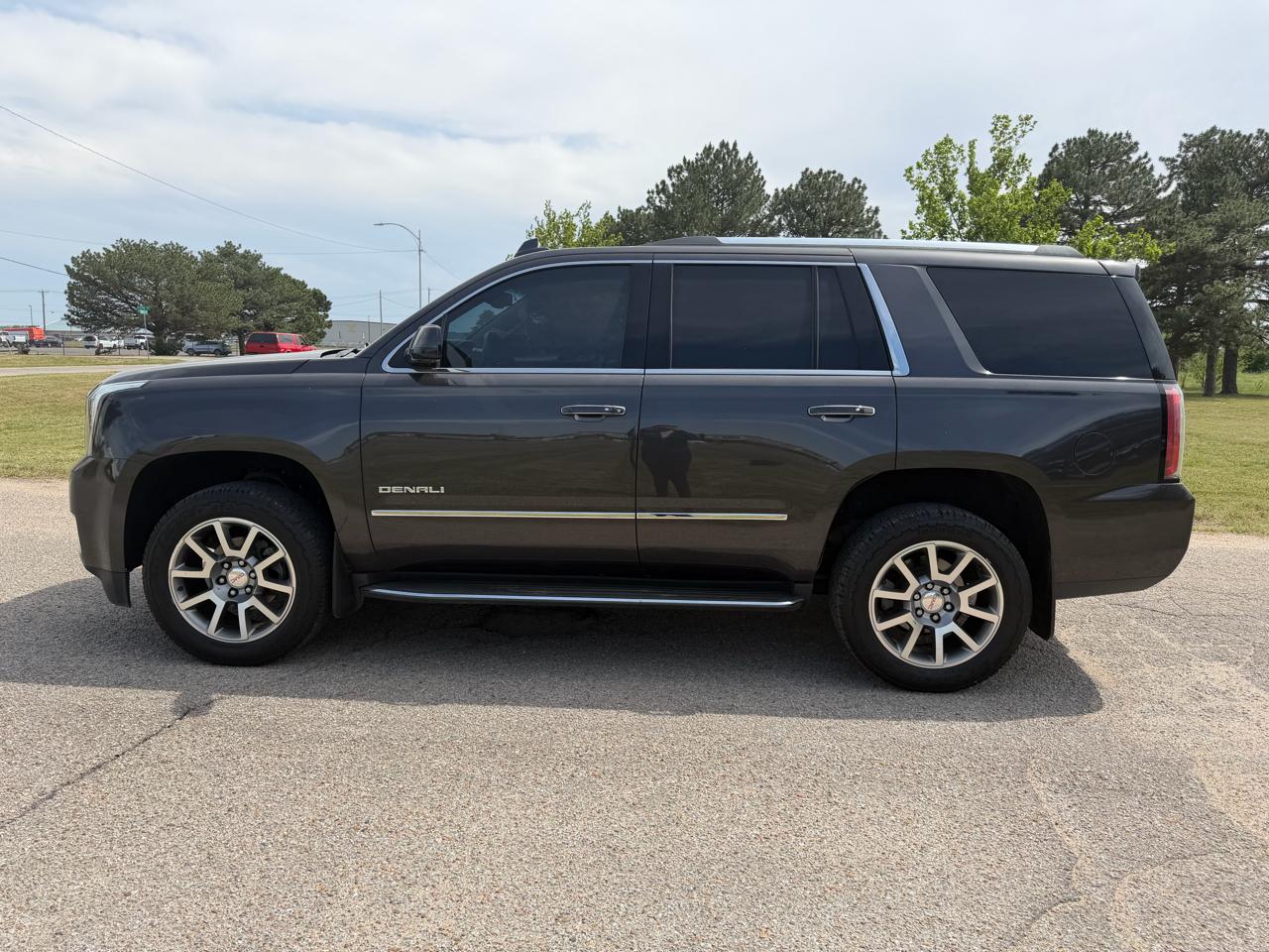 GMC Yukon 4WD 4dr Denali 2016