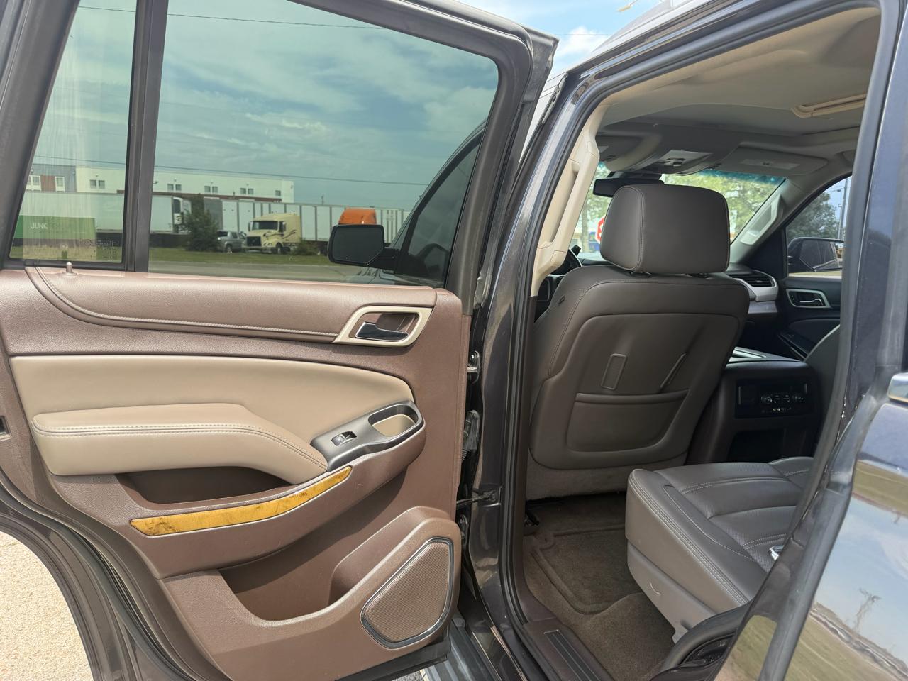 GMC Yukon 4WD 4dr Denali 2016