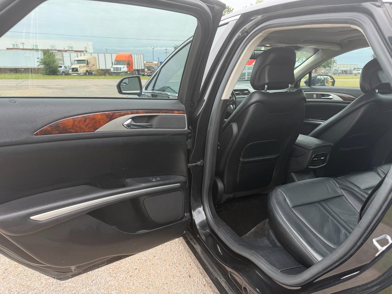 Lincoln MKZ 4dr Sdn AWD 2015