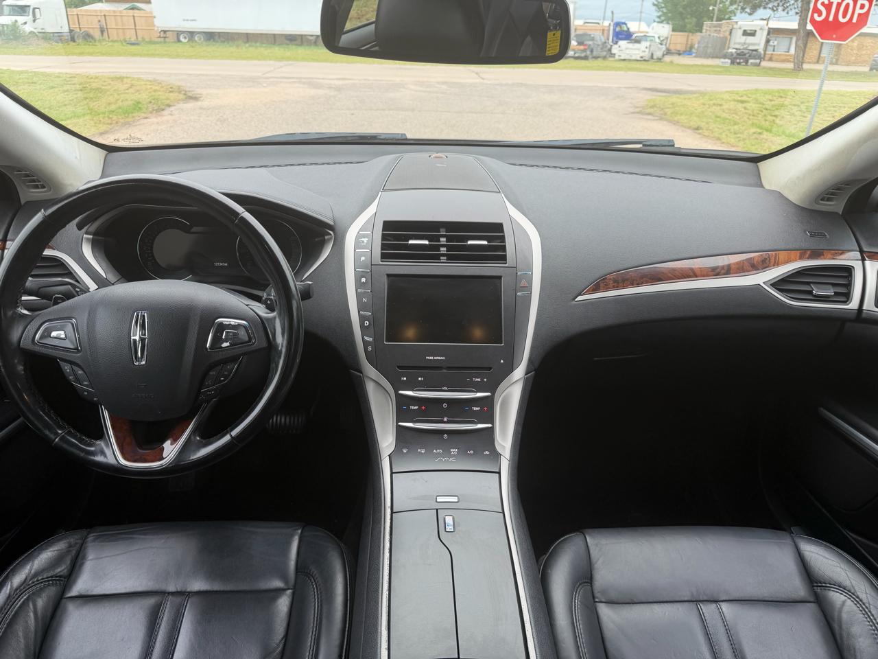Lincoln MKZ 4dr Sdn AWD 2015