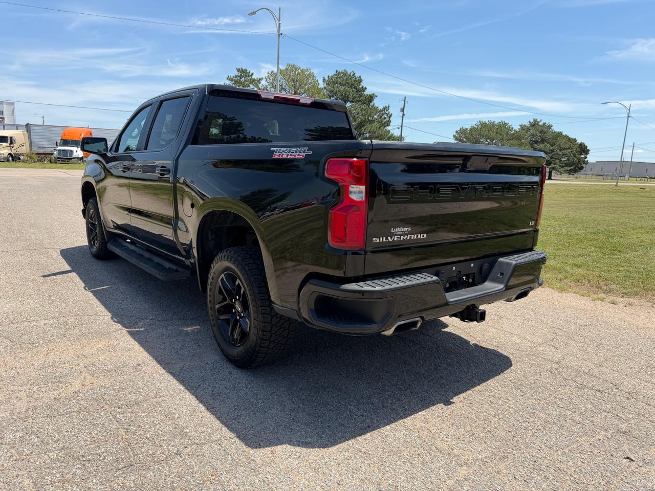 Chevrolet Silverado 1500 4WD Crew Cab 147" LT Trail Boss 2021