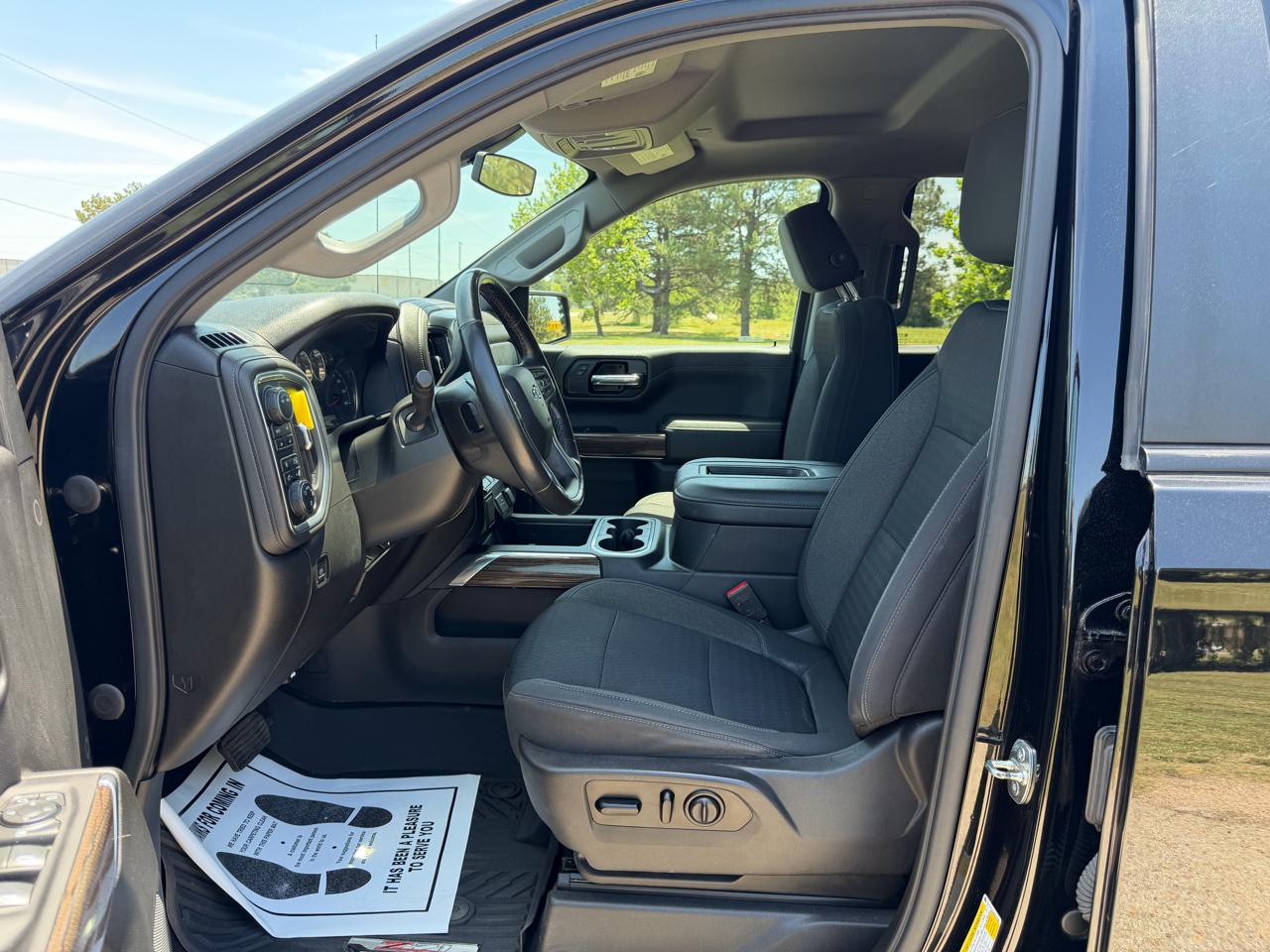 Chevrolet Silverado 1500 4WD Crew Cab 147" LT Trail Boss 2021