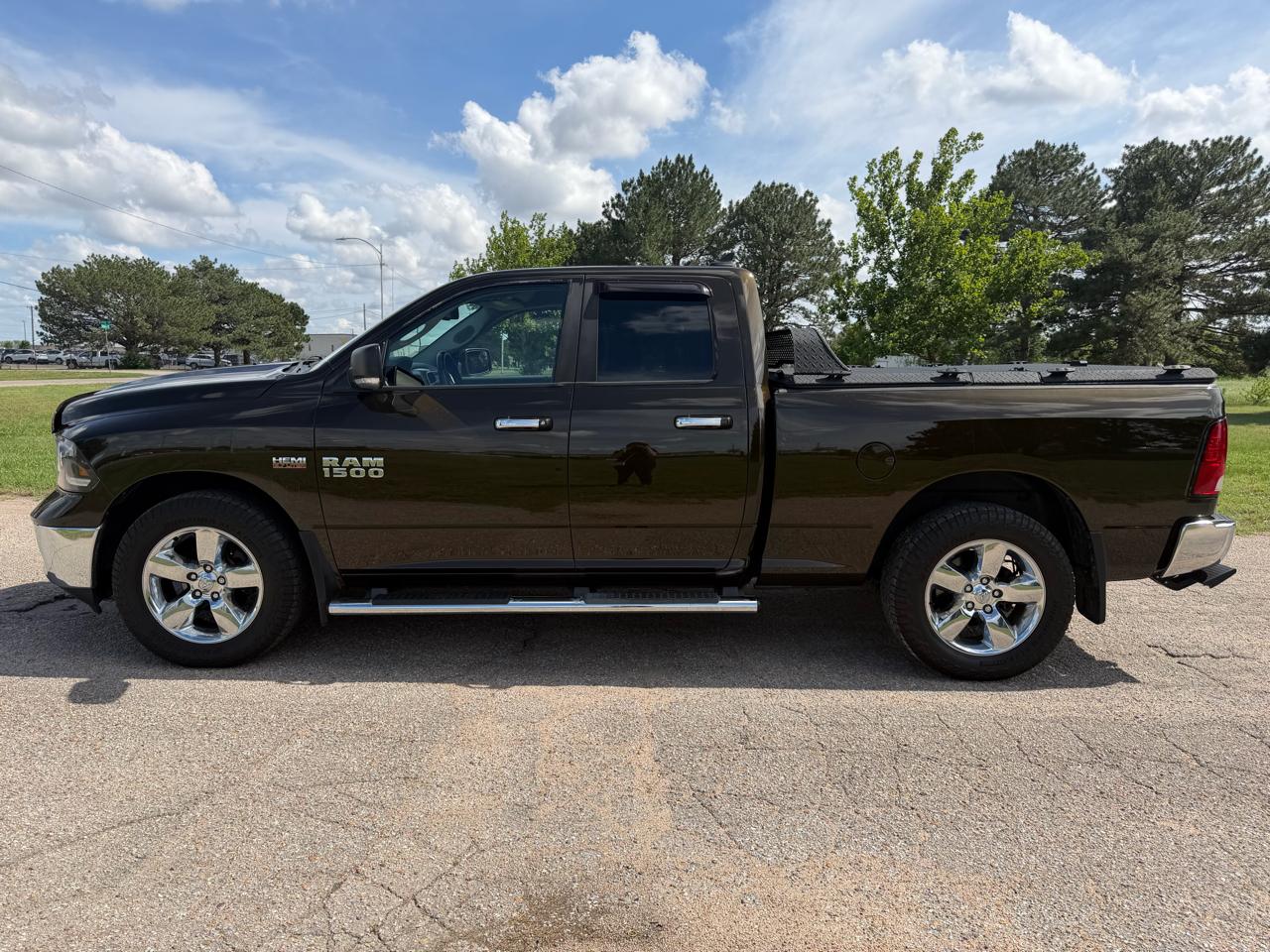 RAM 1500 4WD Quad Cab 140.5" Big Horn 2013