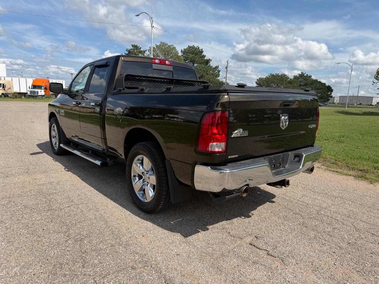 RAM 1500 4WD Quad Cab 140.5" Big Horn 2013