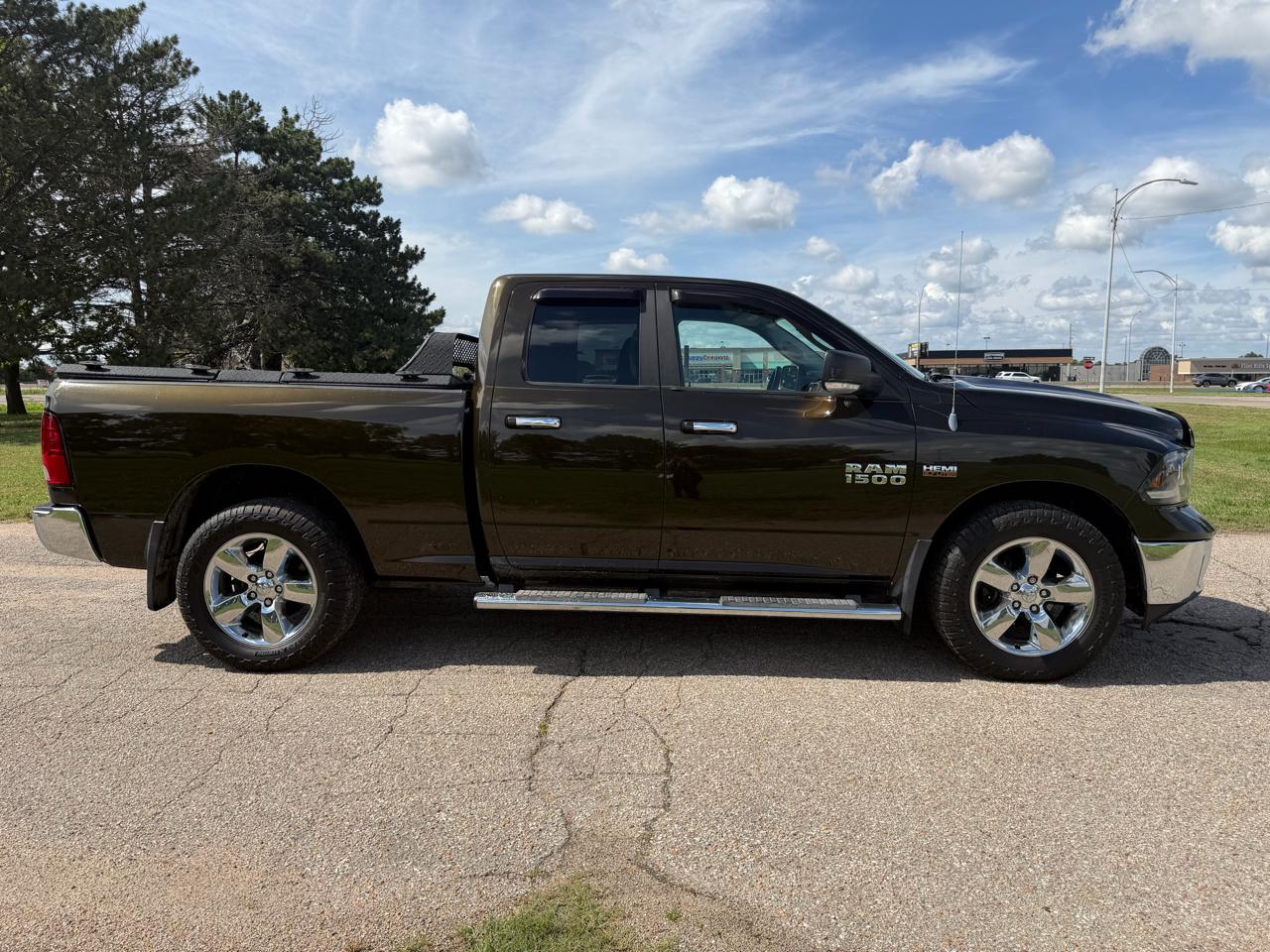RAM 1500 4WD Quad Cab 140.5" Big Horn 2013
