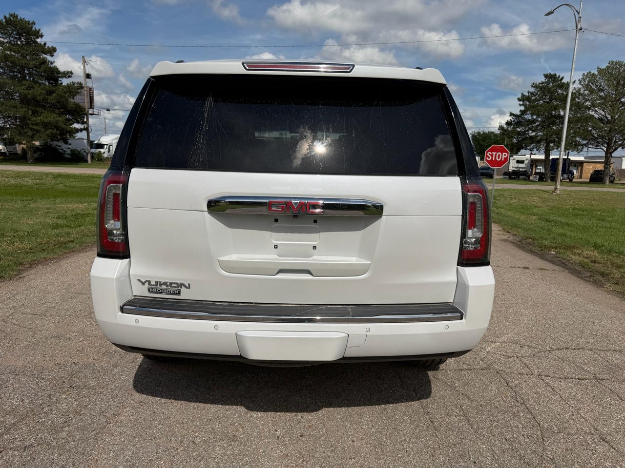 GMC Yukon 4WD 4dr Denali 2019