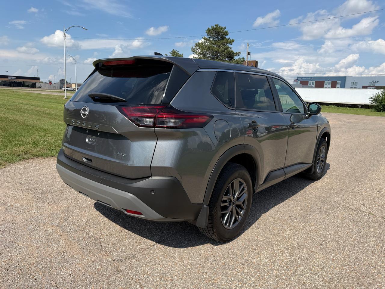 Nissan Rogue AWD S *Ltd Avail* 2023