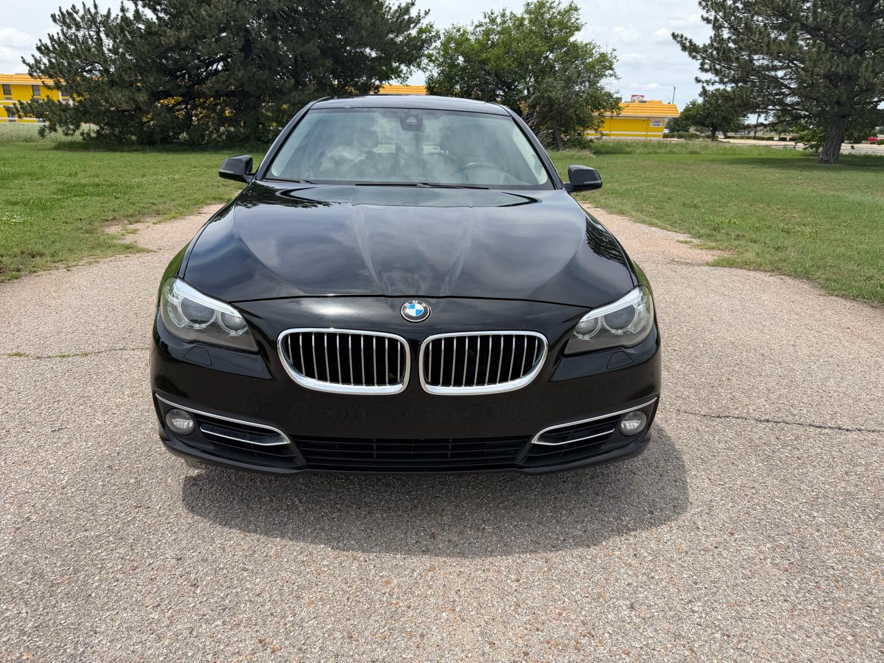 BMW 5 Series 4dr Sdn 535i xDrive AWD 2015