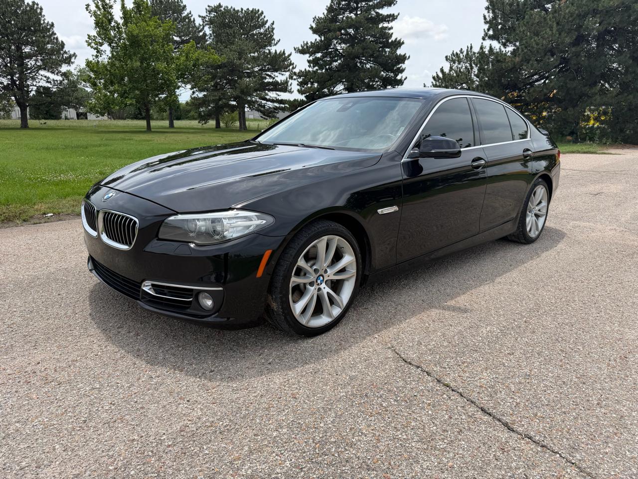 BMW 5 Series 4dr Sdn 535i xDrive AWD 2015