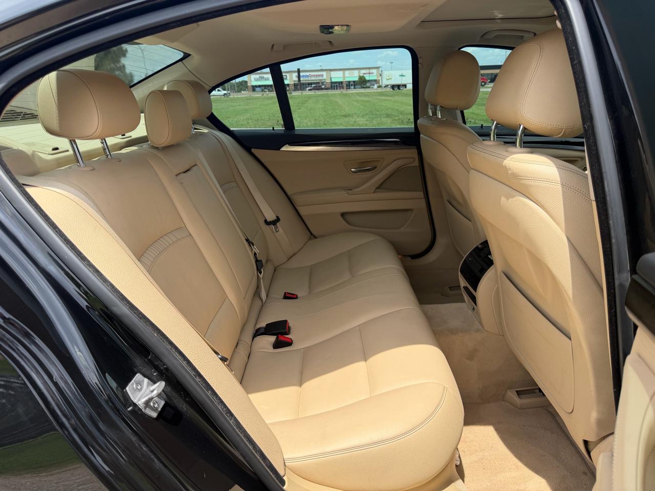 BMW 5 Series 4dr Sdn 535i xDrive AWD 2015