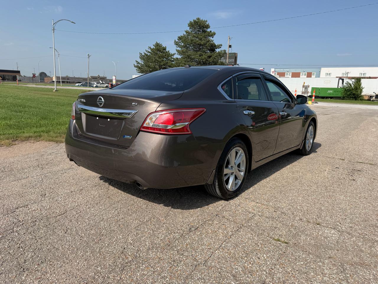 Nissan Altima 4dr Sdn I4 2.5 SL *Ltd Avail* 2013