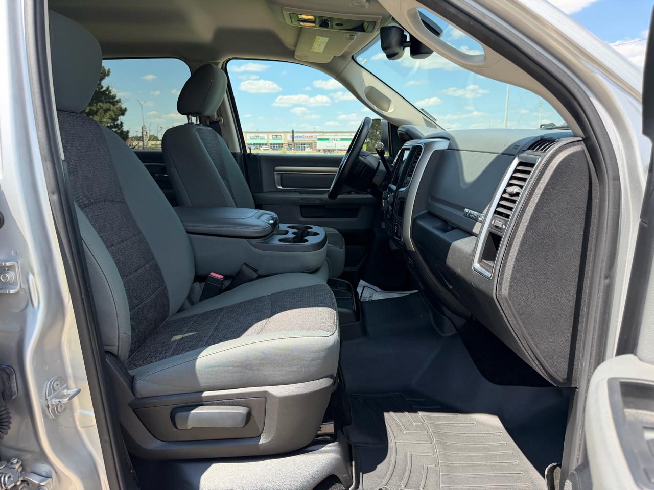 RAM 2500 4WD Crew Cab 149" Big Horn 2016