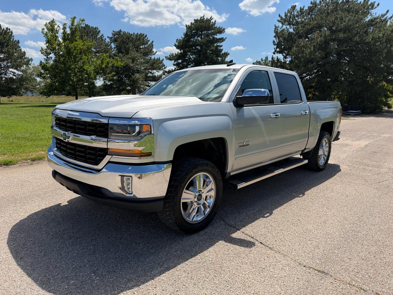Chevrolet Silverado 1500 2WD Crew Cab 143.5" LT w/1LT 2018